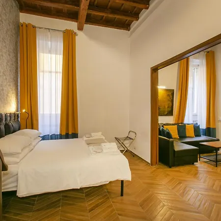 Trevi Little Palace #2 Apartment *