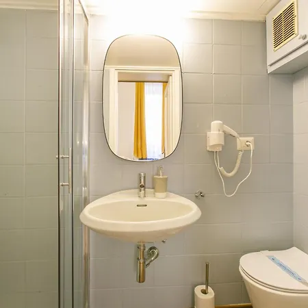 Apartment Trevi Little Palace #2 Rome