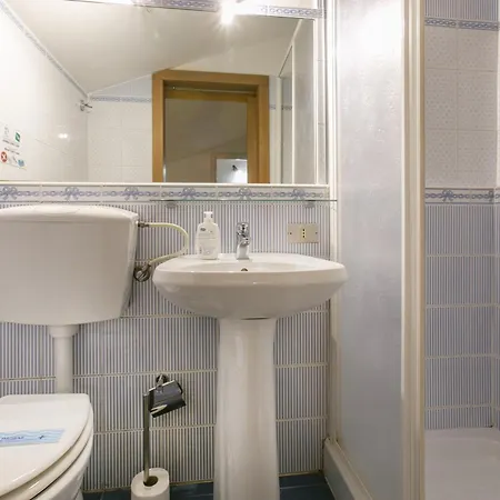 Apartment Trevi Little Palace #9 Rome