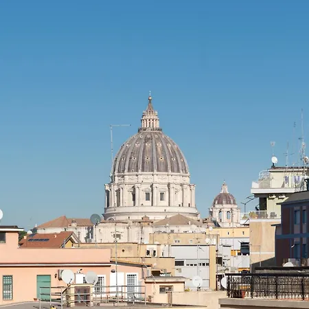 Vista Cupola San Pietro - Stazione S Pietro Apartment *