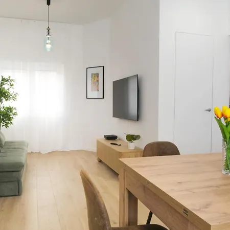 Elegantis Santa Croce Apartment Rome