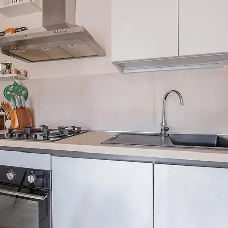 La Terrazza Loft Near San Pietro Apartment