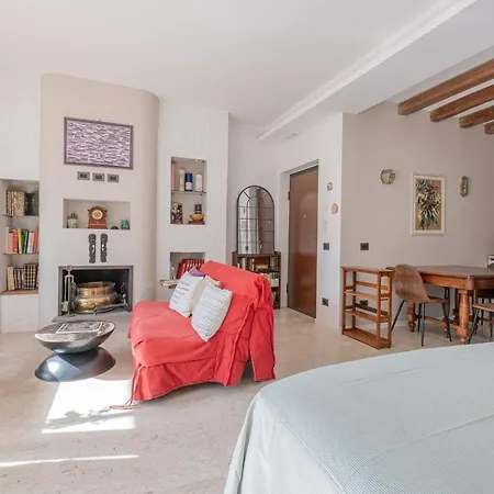 La Terrazza Loft Near San Pietro