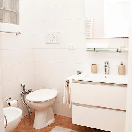 Domina - San Pietro 3 Apartment