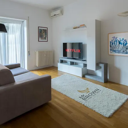 Apartment Mrbrown - Eredia