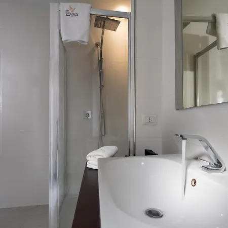 Mrbrown - Eredia Apartment *