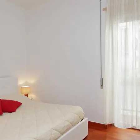 Holiday home Modern Cozy Flat Trendy Area *