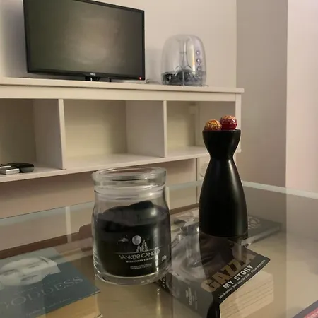 In Historic Palace Apartamento Roma