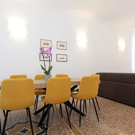 Apartment Lcgrandtour Donatello
