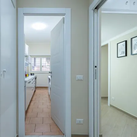 Anastasia Charming Close To Vatican Museum Apartment Rome