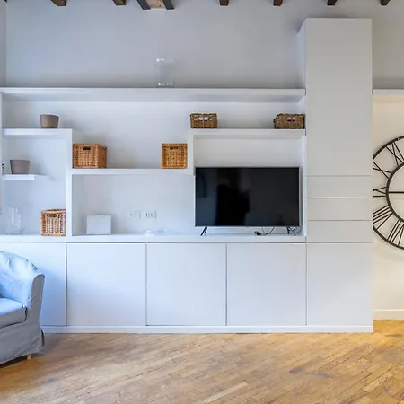 Delightful Apartment-rome Center