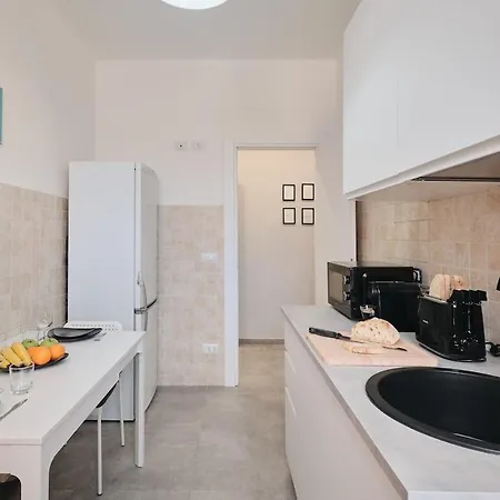 Apartment Colosseo-san Giovanni, New Wi-fi & A-c Rome