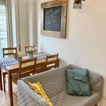 Attico Con Balcone Apartment Rome