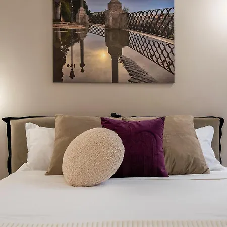 Pantheon 2 Bed & Breakfast Rome