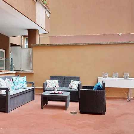 New With Terrace - 150m Metro A