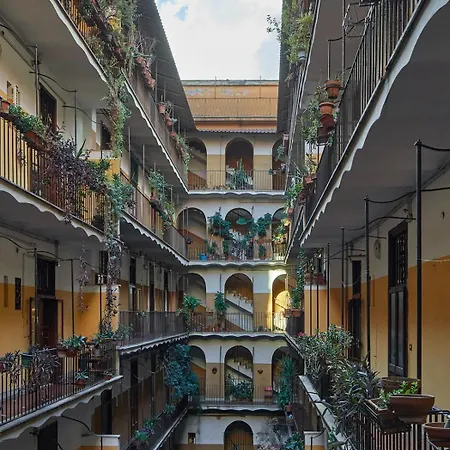 Apartment Mamomi House Rome
