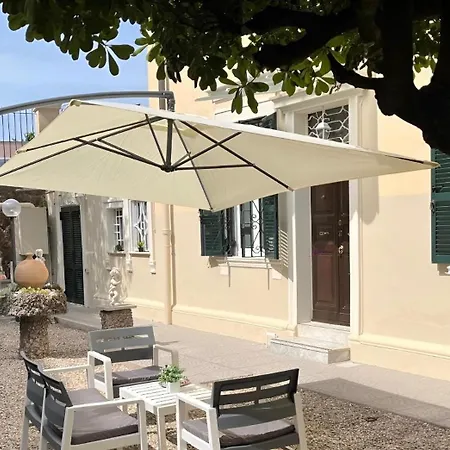 Garden House Holiday home *