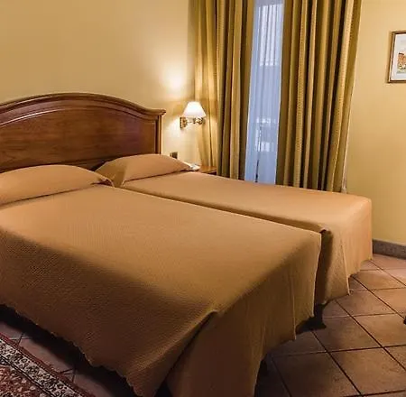 Bramante Hotel 3*