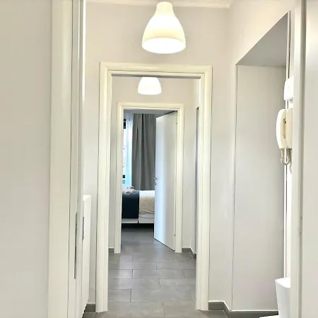 Colosseum Metro A & Romacentro #2 Apartment Rome