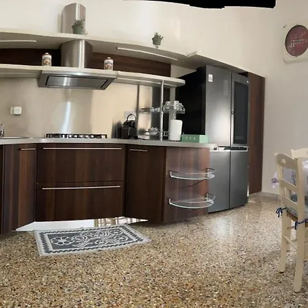 Riza Subway A Tourist Apartment