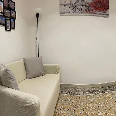 Apartment Riza Subway A Tourist *