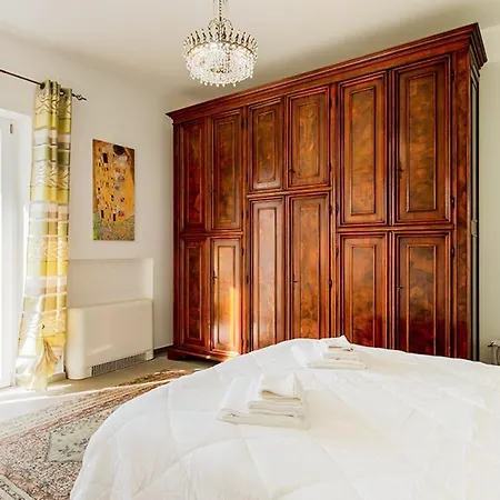 Apartment Scini By Rentbeat *