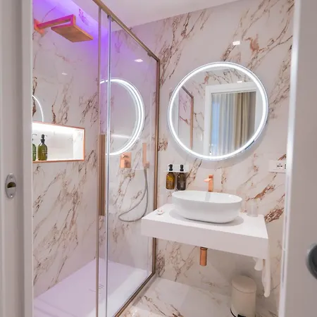 Gasthof 56 Orange Street Luxury *