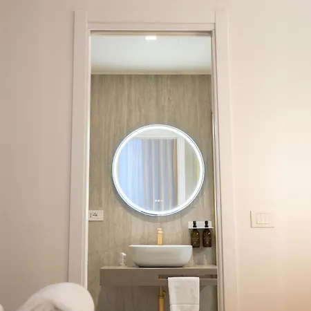 Gasthof 56 Orange Street Luxury *
