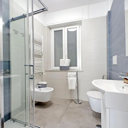 Apartment Graceful Near St Peter Metro 100 Mt Rome