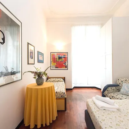 Silenzioso, Grande, Comodo A Trastevere Apartment