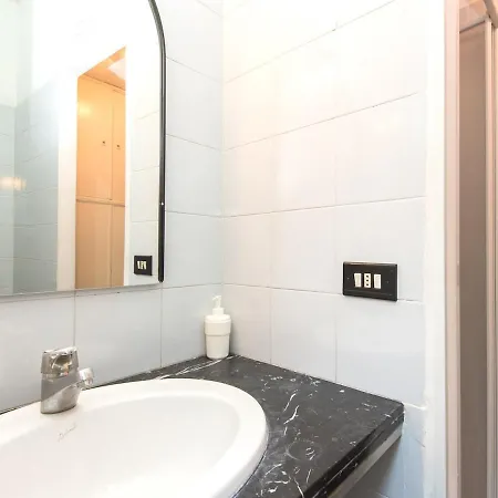 Silenzioso, Grande, Comodo A Trastevere Apartment *