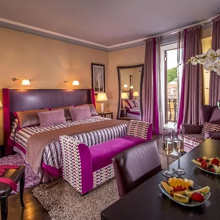 The At The Spanish Steps Luxury Collection - The View *
