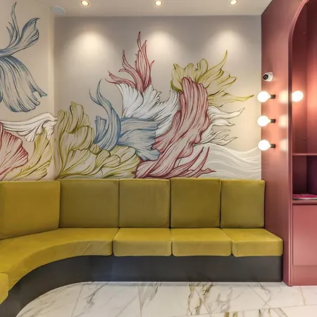 Madison Hotel