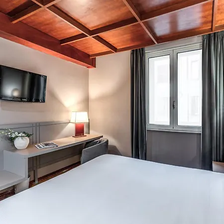 Madison Hotel