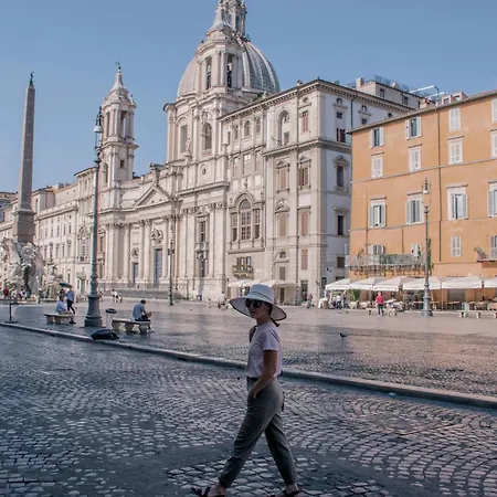 Cozy Navona *