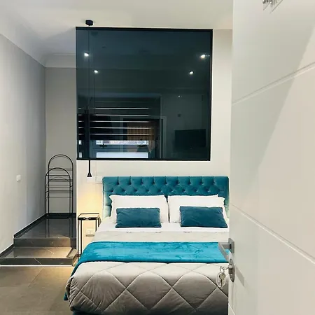 Ad Vatican Luxury - By Ad *