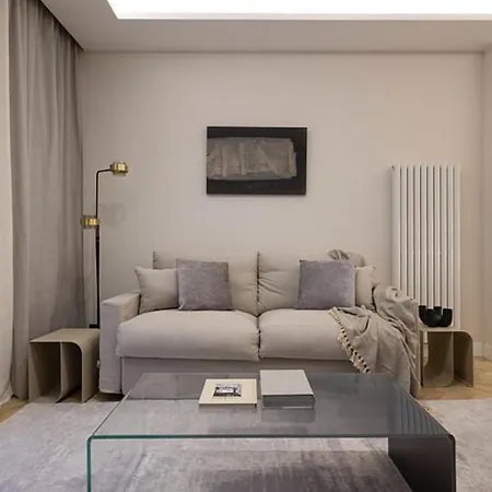 La Dolce Vita Retreat *