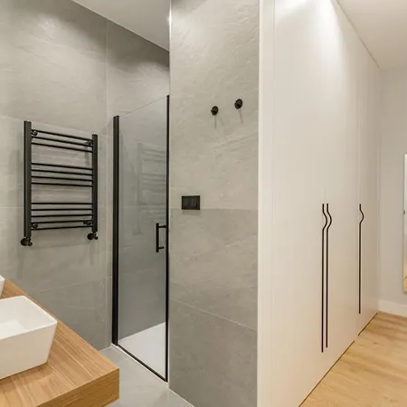 Space And Comfort Under The Sun Apartment Rome