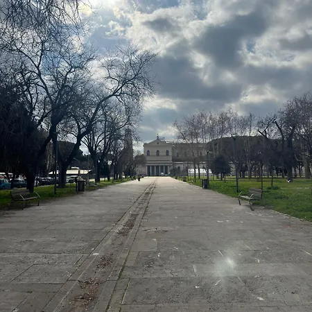 Ostiense - San Paolo Garbatella - Universita 3 * Rome