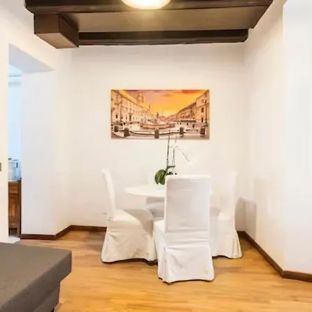 Apartment Piazza Farnese House Rome