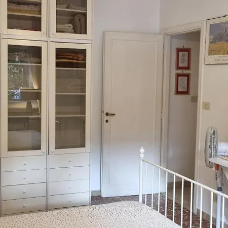 Casa Donatello - Far From *