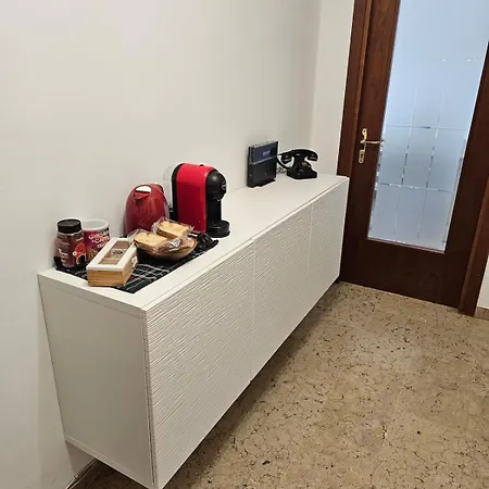 25 Apartment