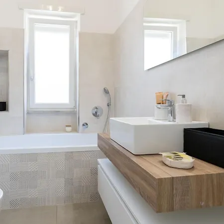 Apartment Roma-gemelli - Free Parking - Private Garden Rome
