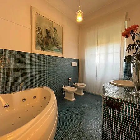 Apartment Moon Cove, Borghese Prestige Hideaway *