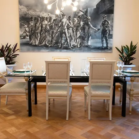 Apartment Moon Cove, Borghese Prestige Hideaway Rome