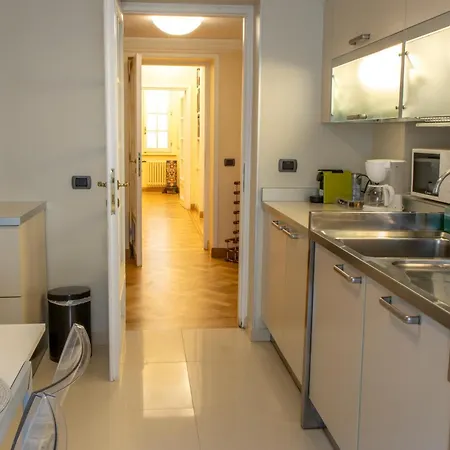 Apartment Moon Cove, Borghese Prestige Hideaway *