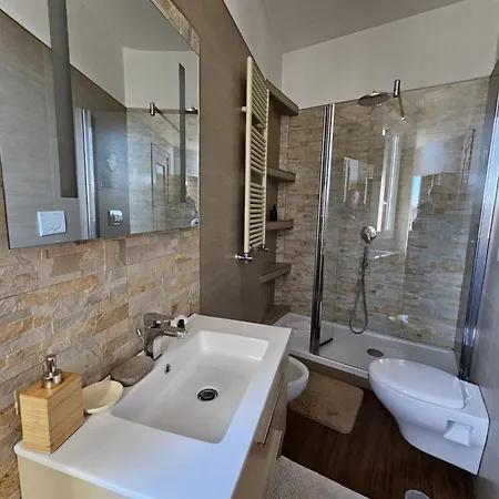 Apartment Be Your - Iulia Piramide Rome