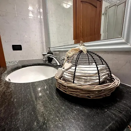 Tranquillo Stazione Serenissima, 2 Stanze Private E Cucina Condivisa Con L'host * Rome