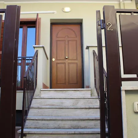Casa Indipendente Fronte Metro C Holiday home Rome