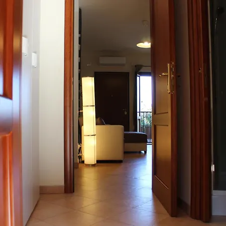 Holiday home Casa Indipendente Fronte Metro C